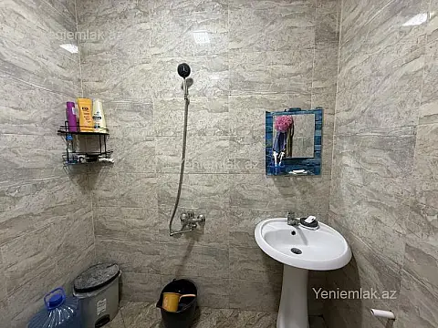 Satılır 2 otaqlı həyət evi 75 m²