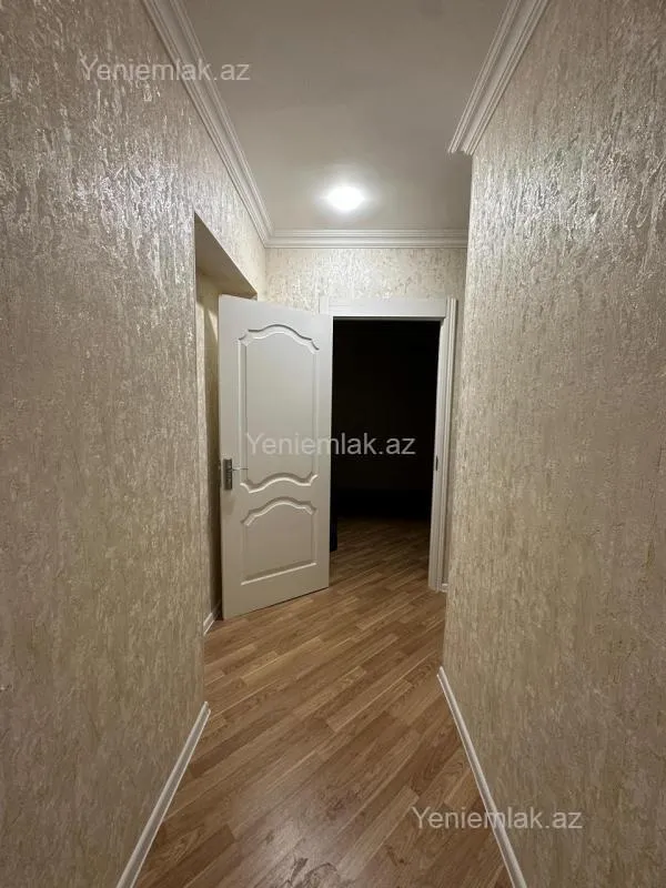 Satılır 2 otaqlı köhnə tikili 55 m²