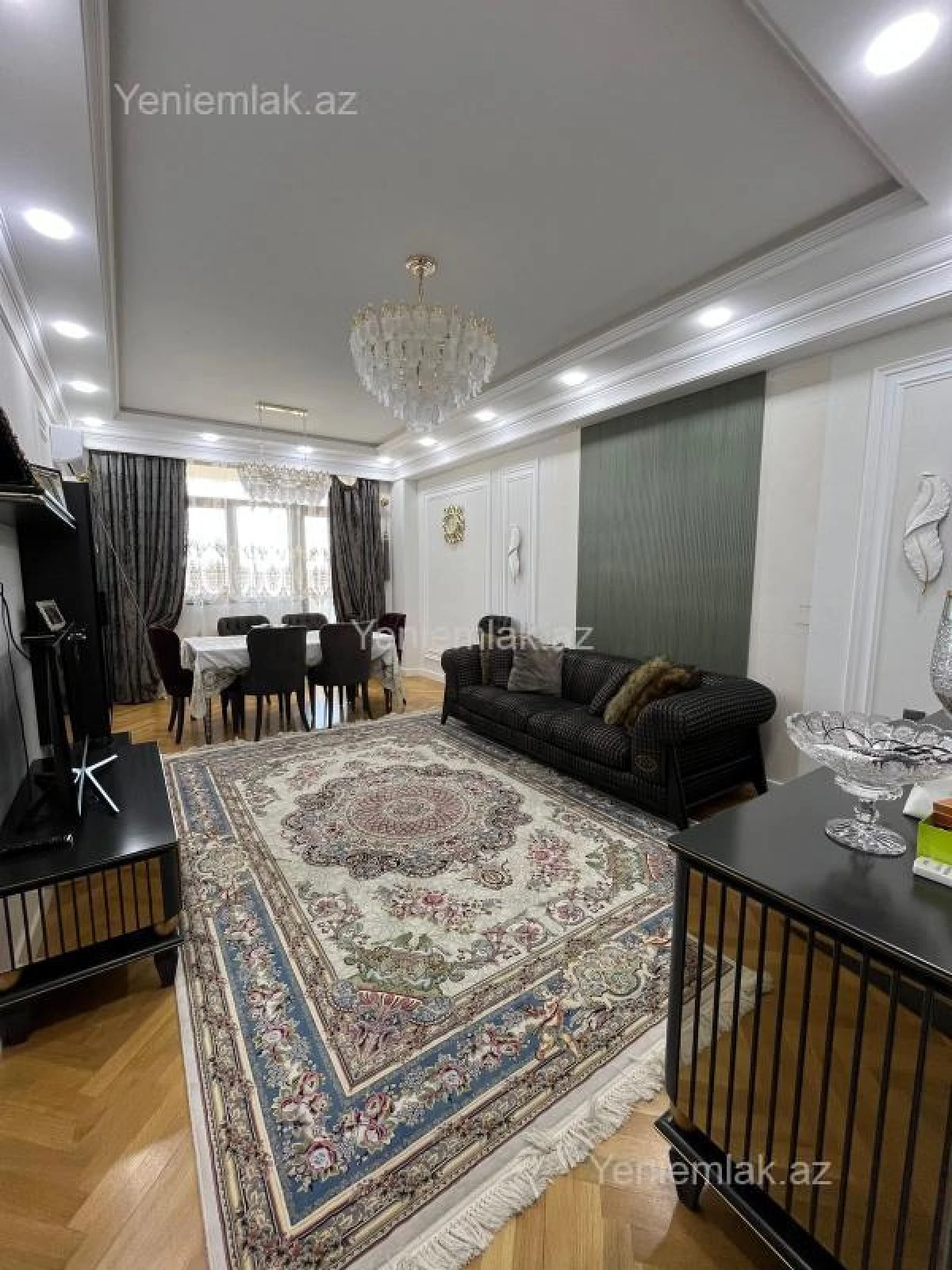 Satılır 3 otaqlı yeni tikili 147 m²
