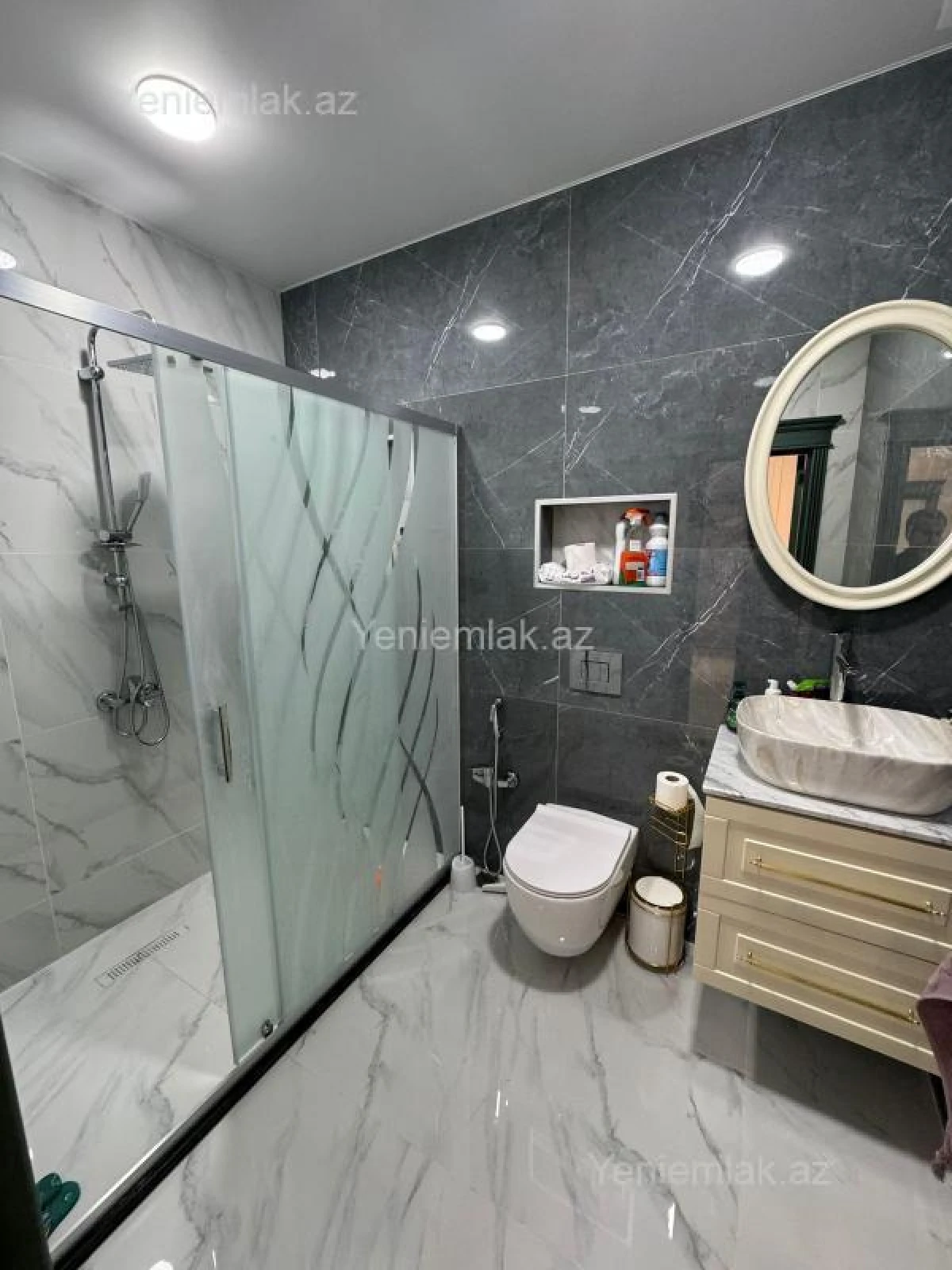 Satılır 3 otaqlı yeni tikili 147 m²