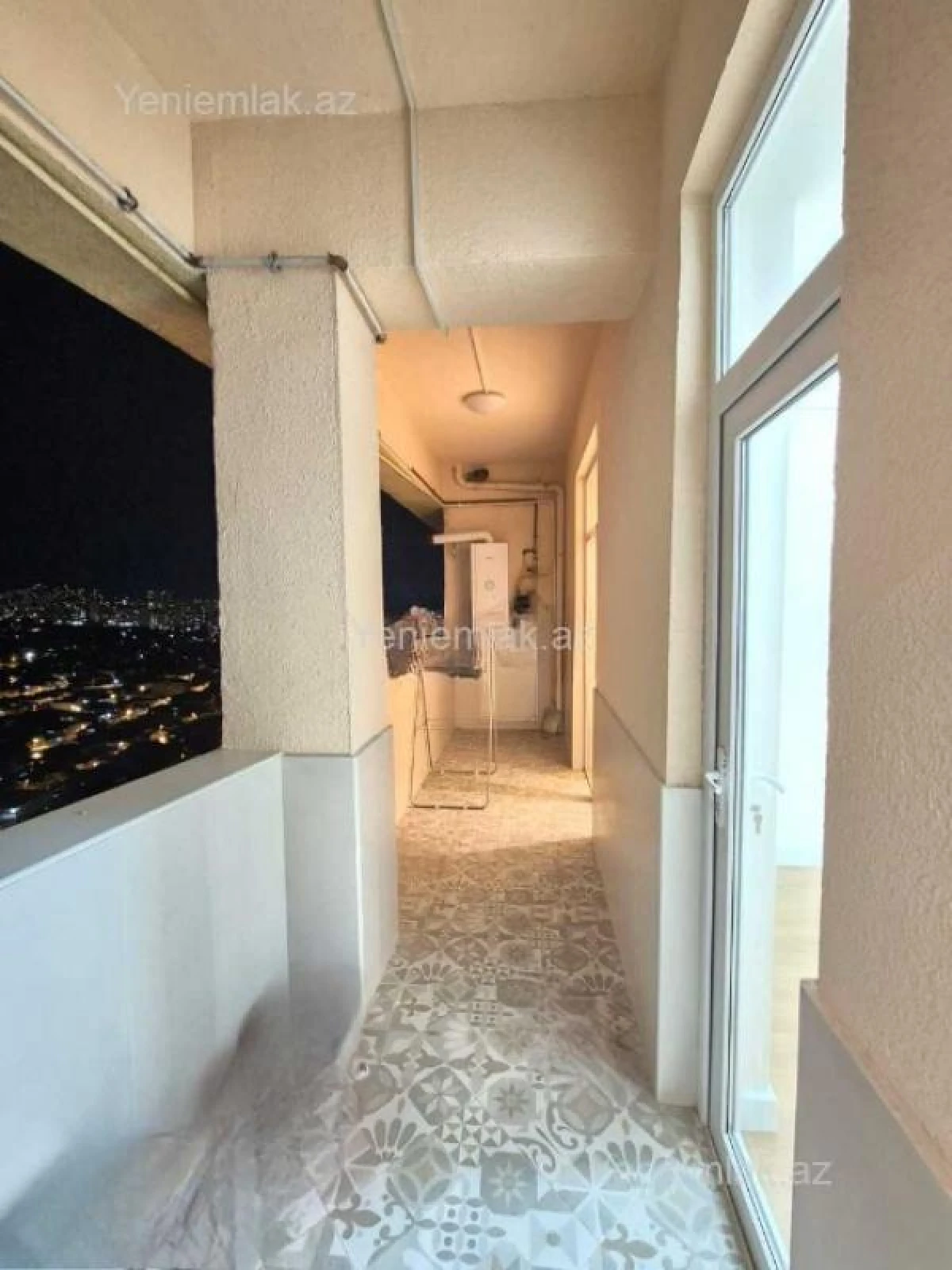 Satılır 3 otaqlı yeni tikili 85 m²