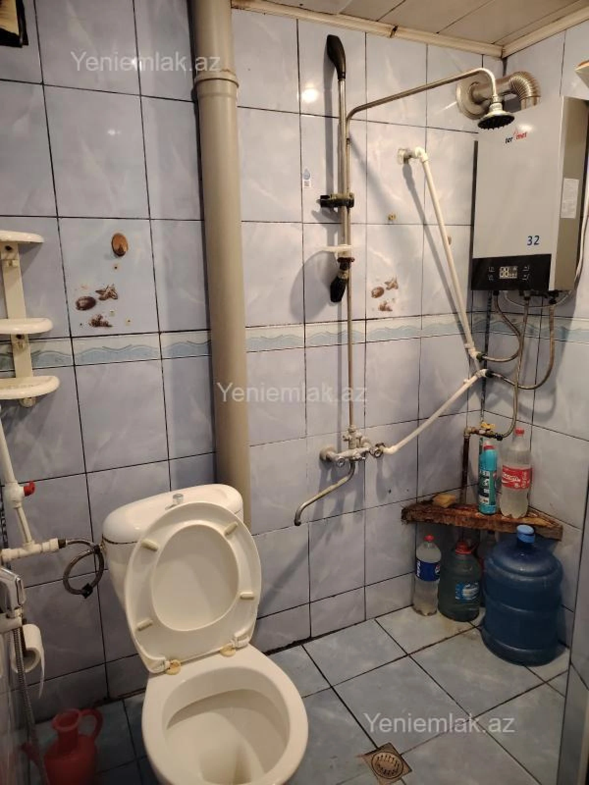 Satılır 2 otaqlı köhnə tikili 65 m²