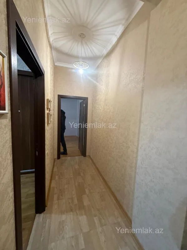 Satılır 2 otaqlı yeni tikili 61 m²