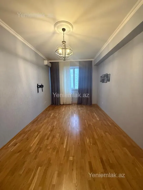 Satılır 2 otaqlı yeni tikili 61 m²