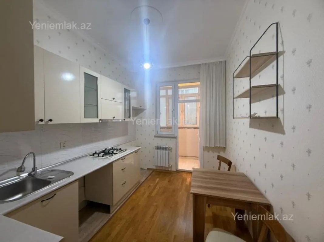 Satılır 2 otaqlı yeni tikili 61 m²