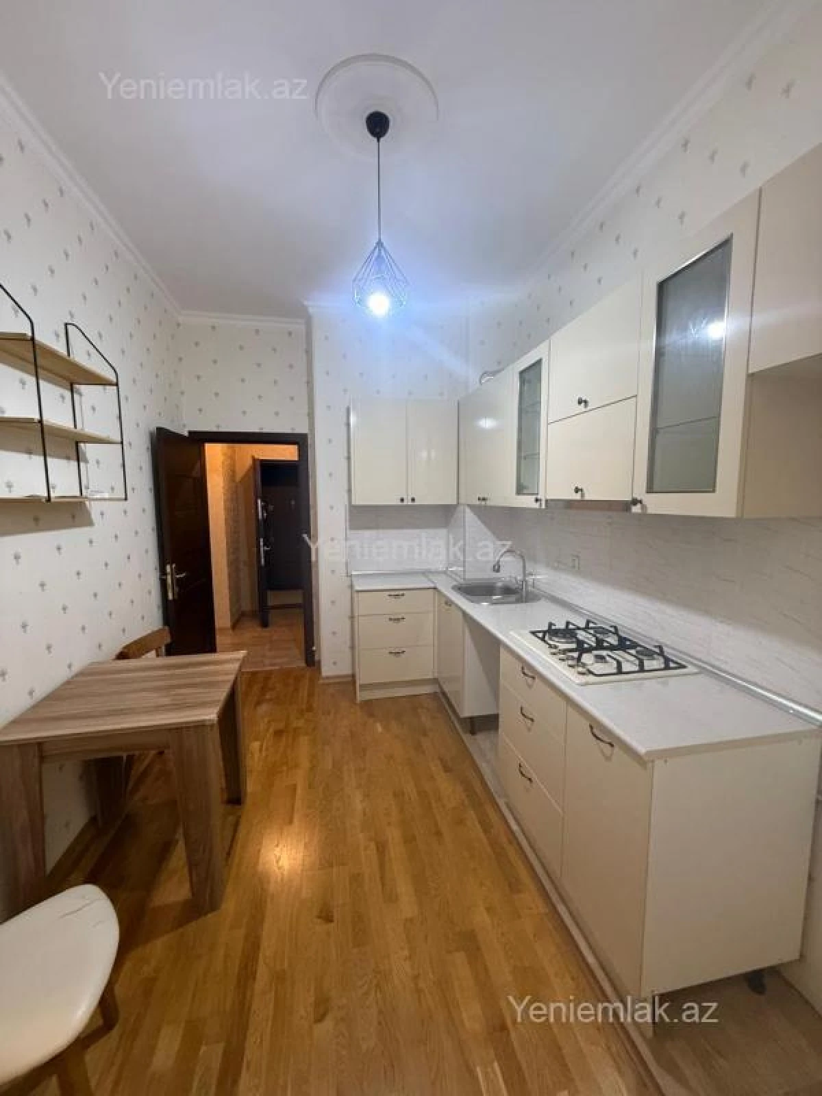 Satılır 2 otaqlı yeni tikili 61 m²