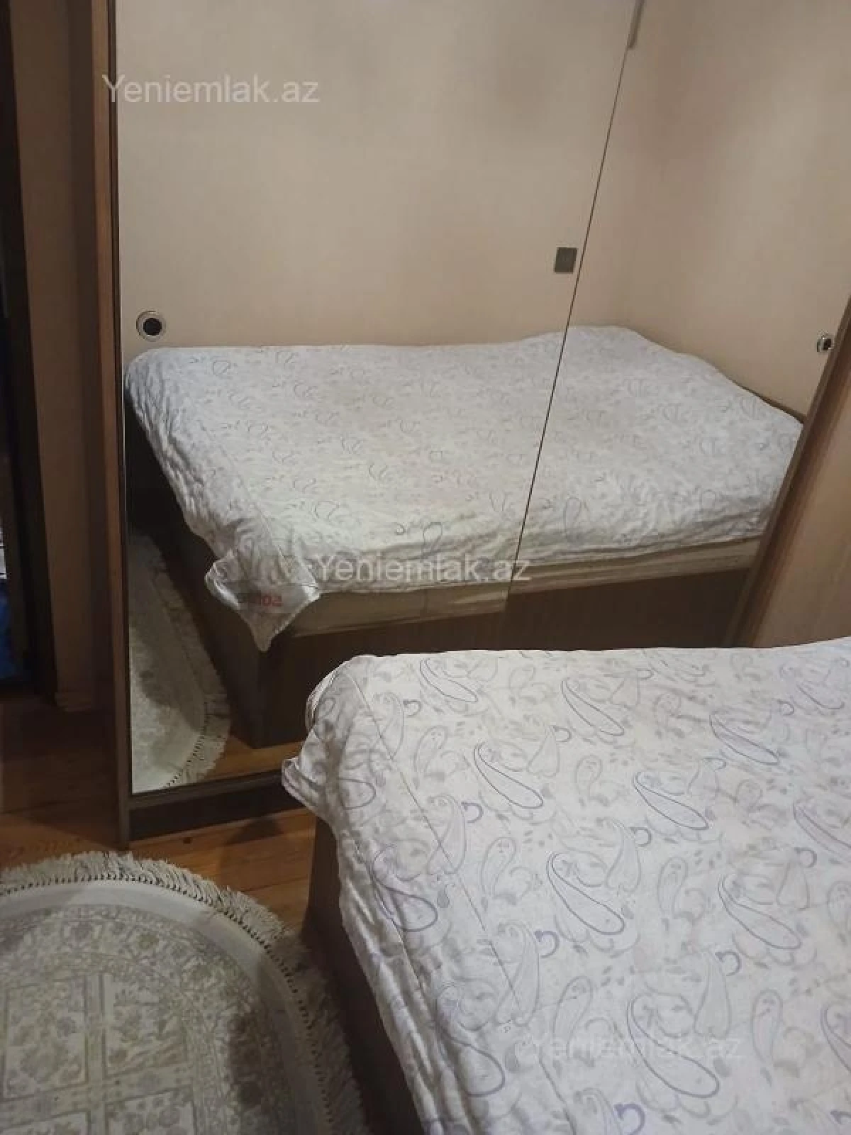 Satılır 3 otaqlı köhnə tikili 75 m²