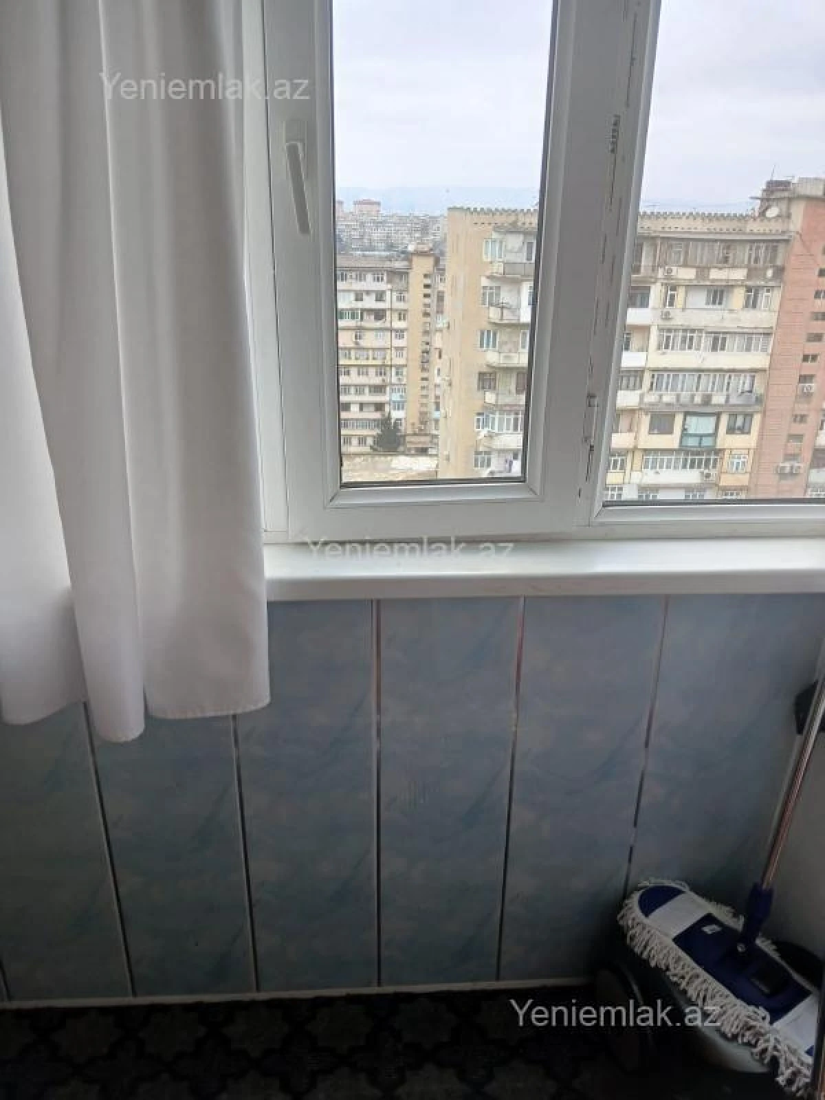 Satılır 3 otaqlı köhnə tikili 75 m²
