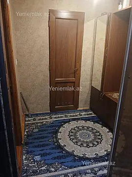 Satılır 3 otaqlı köhnə tikili 75 m²