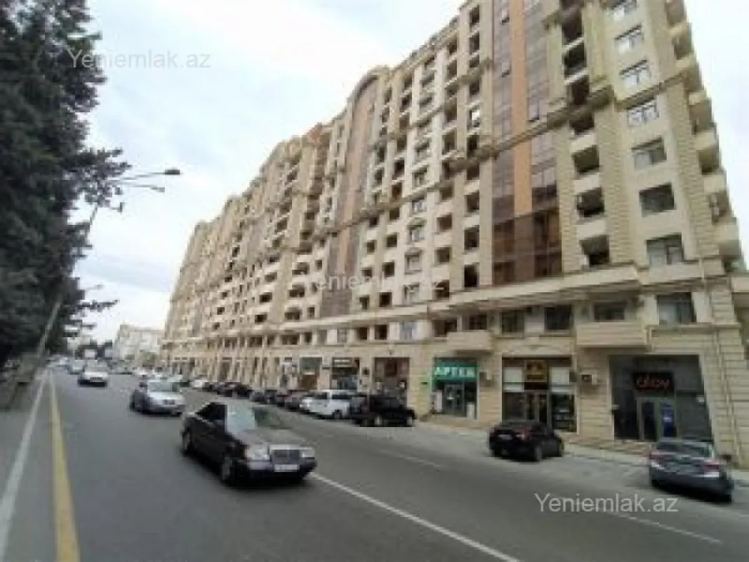 Satılır 2 otaqlı köhnə tikili 50 m²