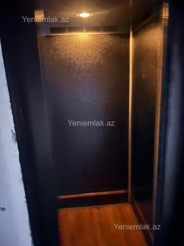 Satılır 2 otaqlı köhnə tikili 50 m²