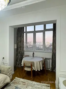 Satılır 2 otaqlı köhnə tikili 50 m²