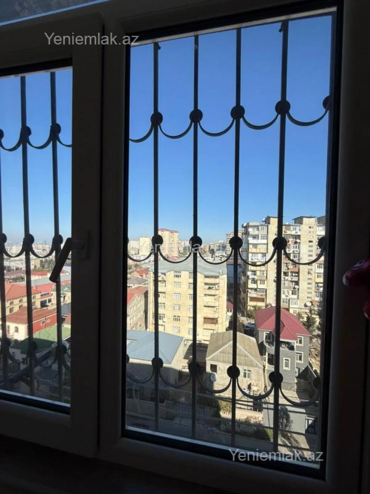 Satılır 3 otaqlı köhnə tikili 70 m²