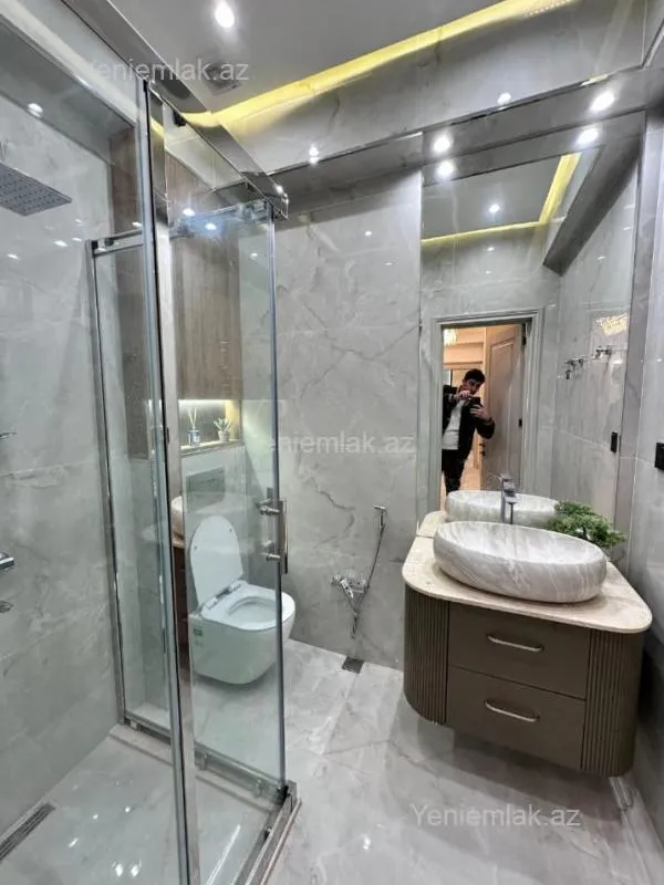 Satılır 3 otaqlı yeni tikili 110 m²