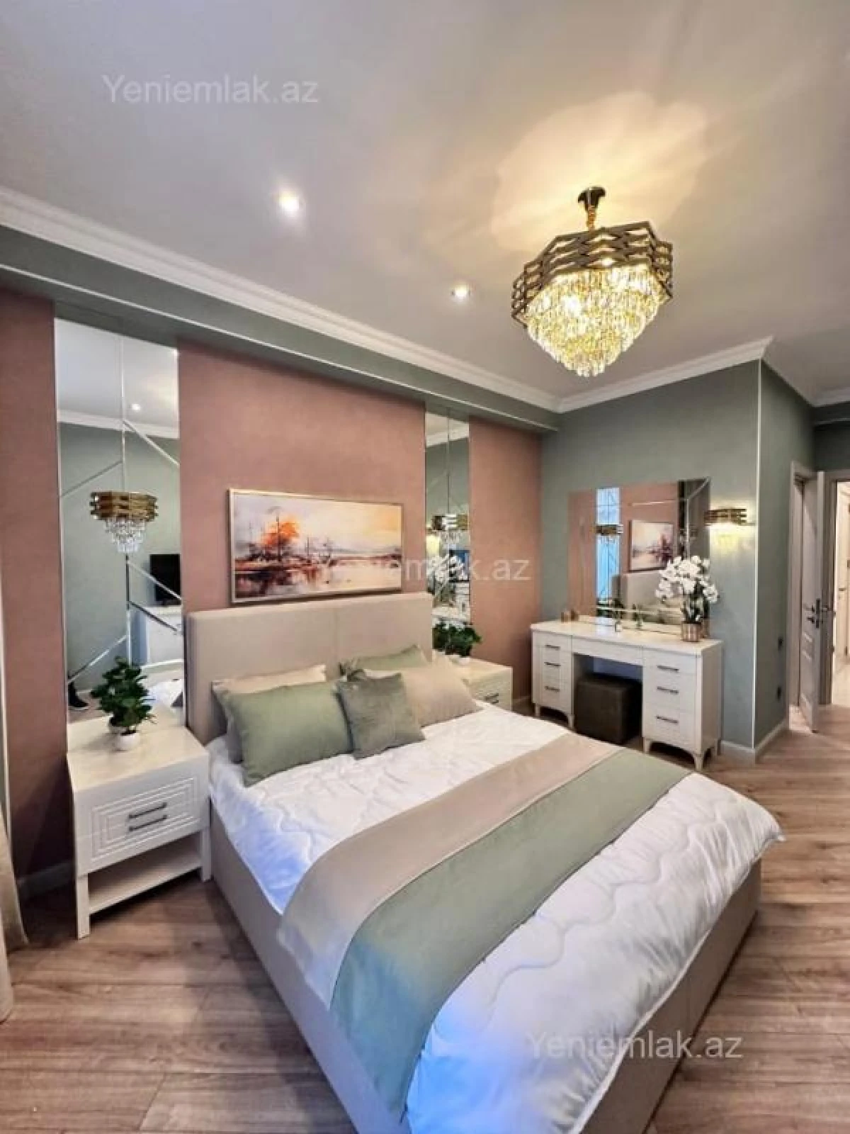 Satılır 3 otaqlı yeni tikili 110 m²