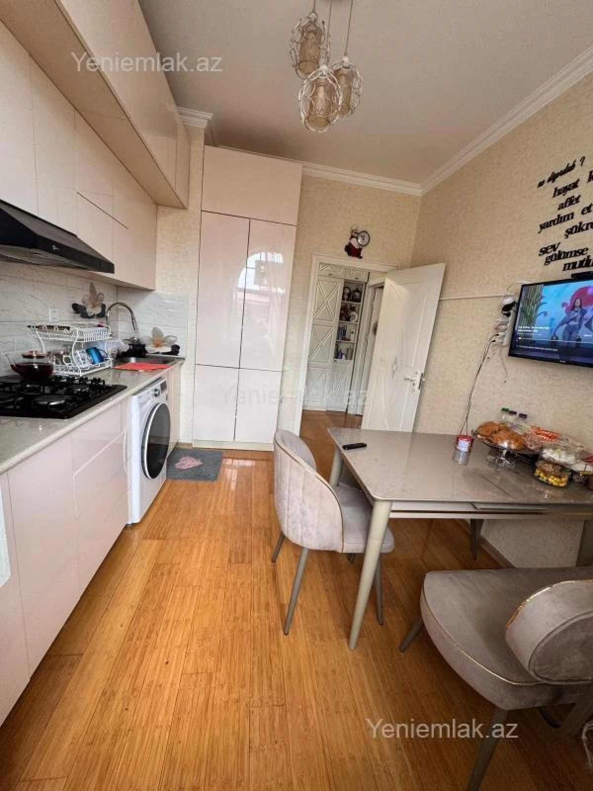 Satılır 2 otaqlı yeni tikili 66.6 m²