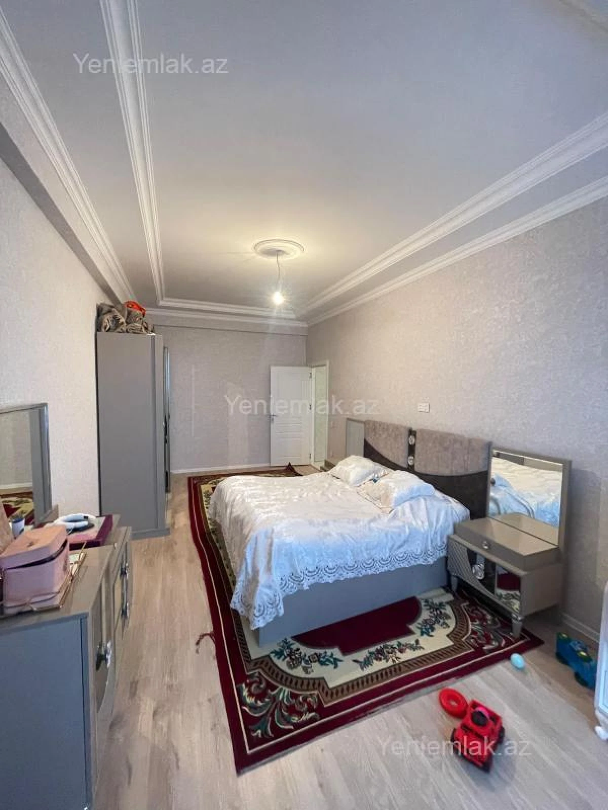 Satılır 2 otaqlı yeni tikili 91 m²