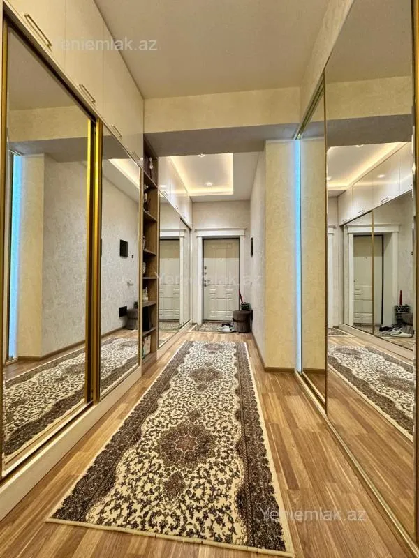 Satılır 3 otaqlı yeni tikili 137 m²