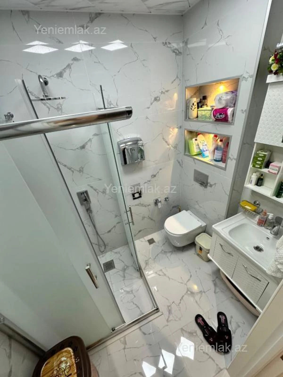 Satılır 3 otaqlı yeni tikili 137 m²