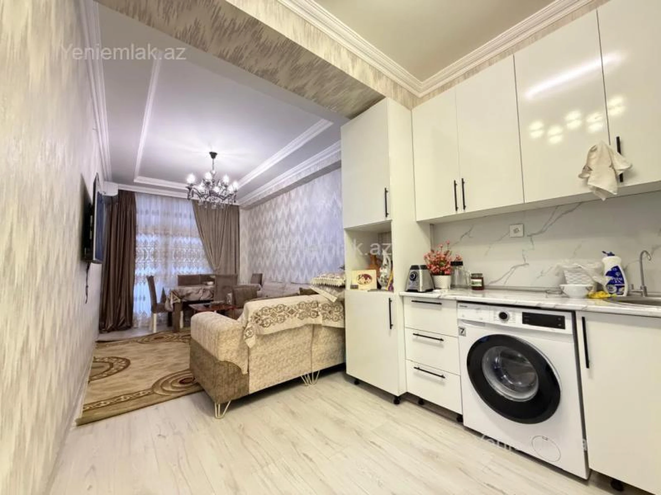 Satılır 2 otaqlı yeni tikili 72 m²