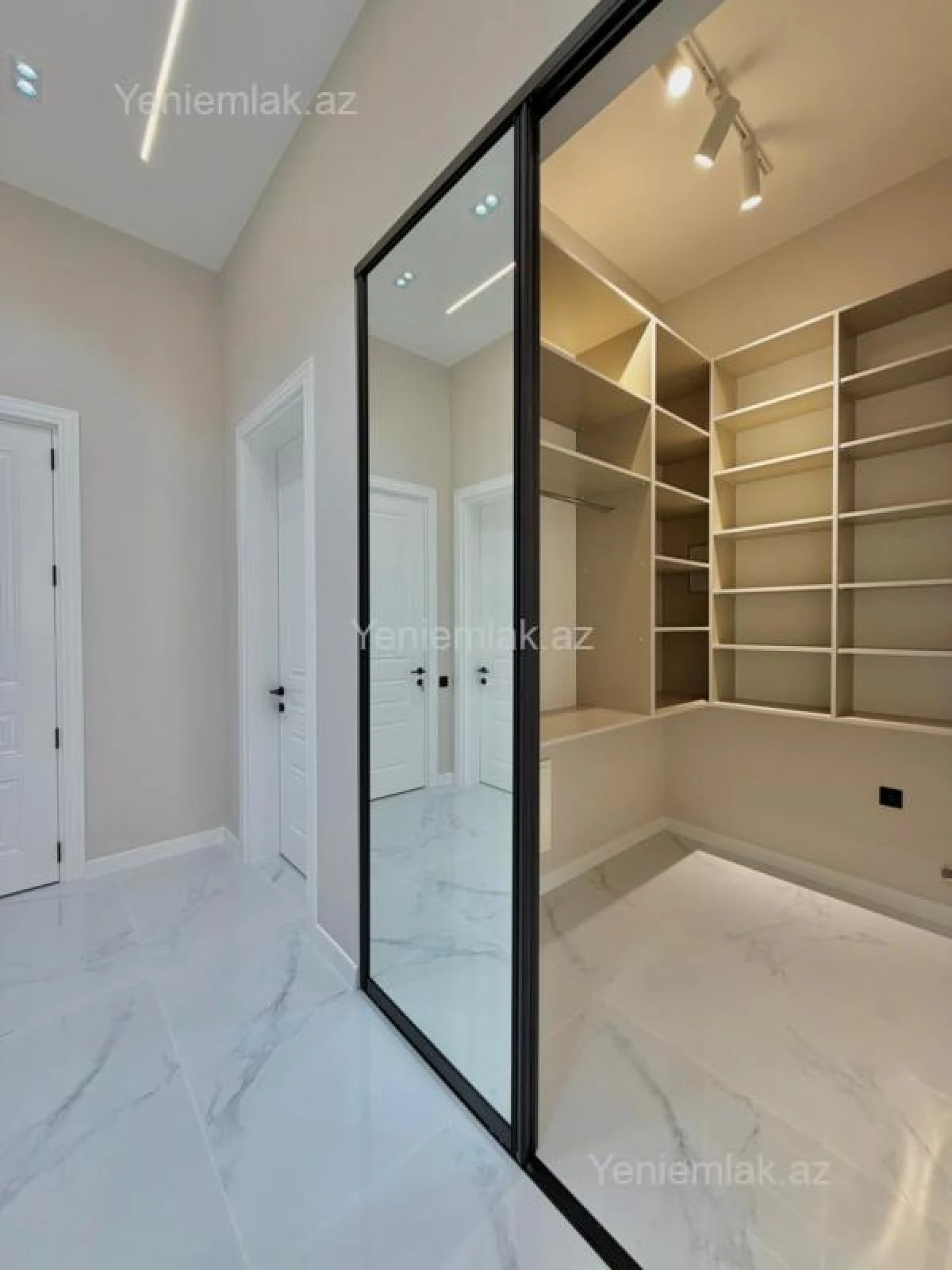 Satılır 4 otaqlı həyət evi 170 m²