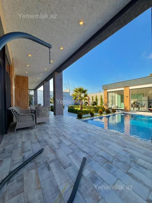 Satılır 5 otaqlı həyət evi 230 m²