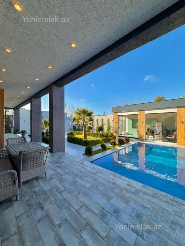 Satılır 5 otaqlı həyət evi 230 m²