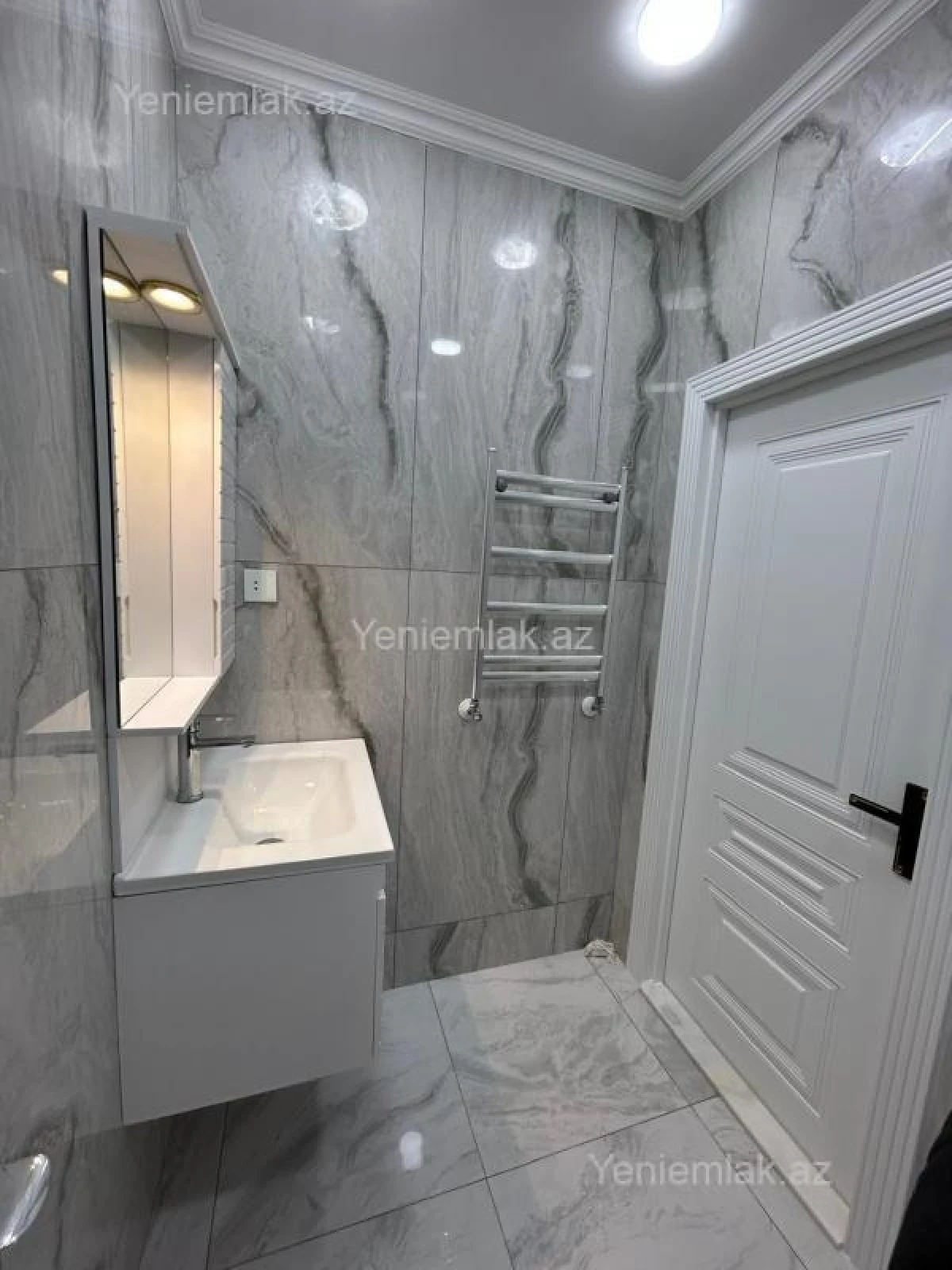 Satılır 2 otaqlı yeni tikili 49 m²