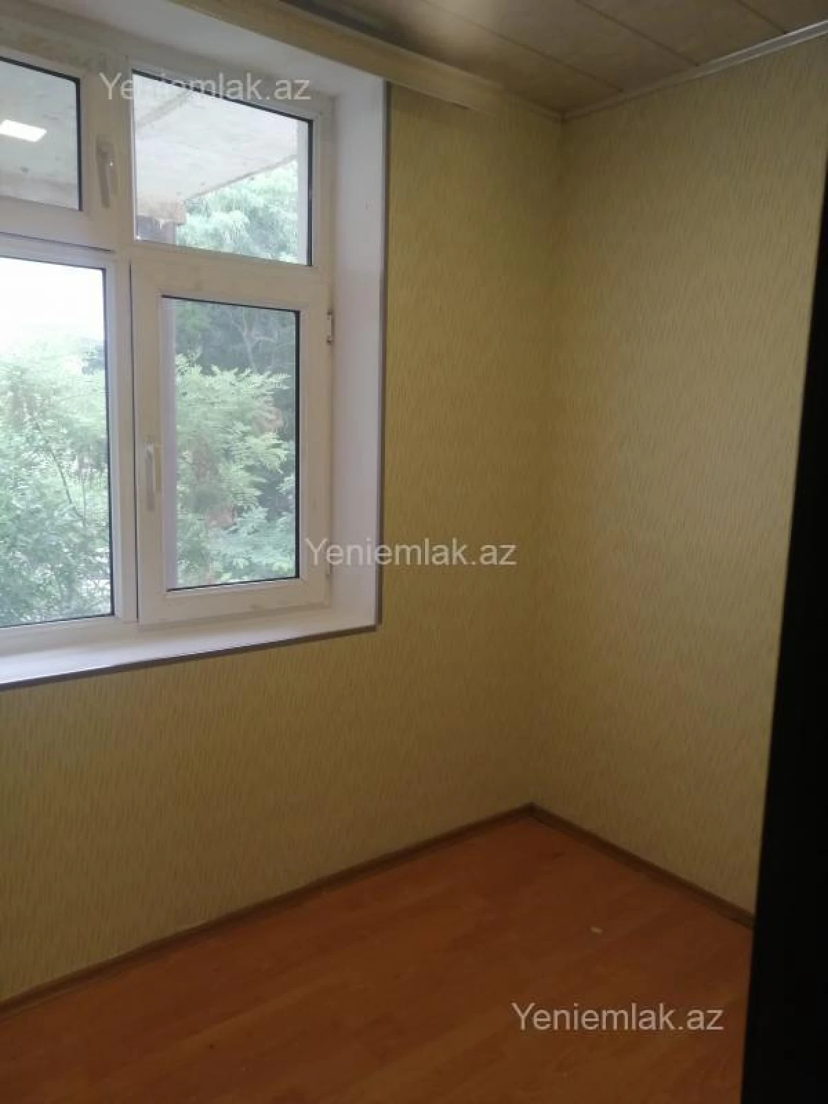 Satılır 1 otaqlı köhnə tikili 35 m²