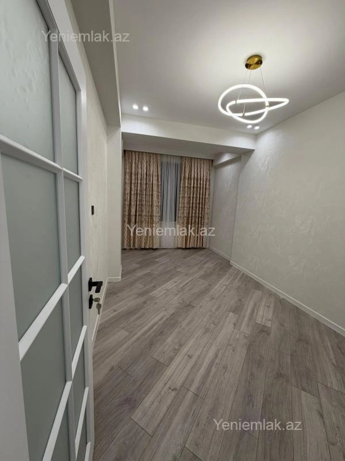 Satılır 2 otaqlı yeni tikili 50 m²