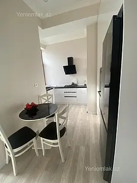 Satılır 3 otaqlı yeni tikili 130 m²