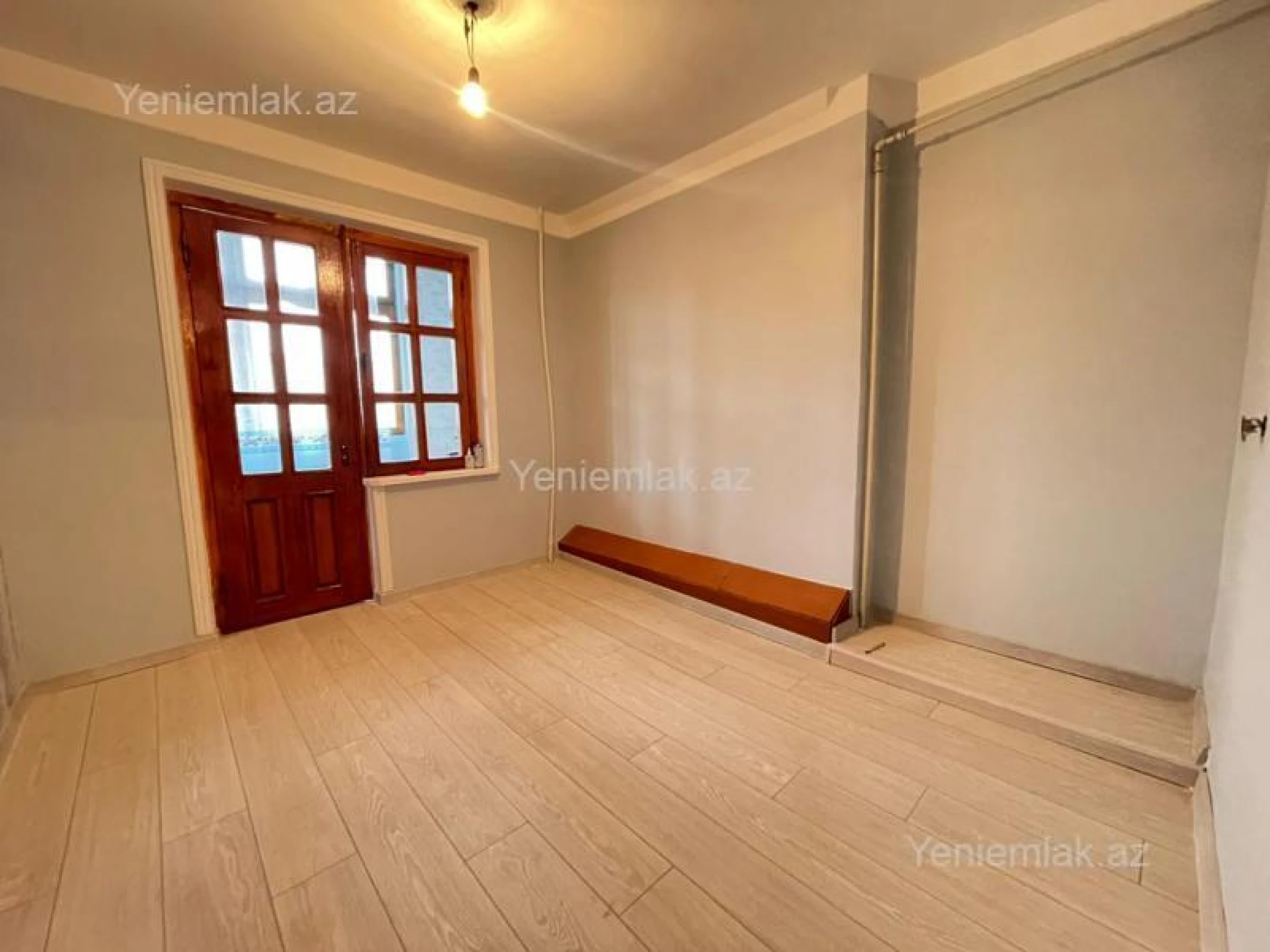 Satılır 3 otaqlı köhnə tikili 65 m²