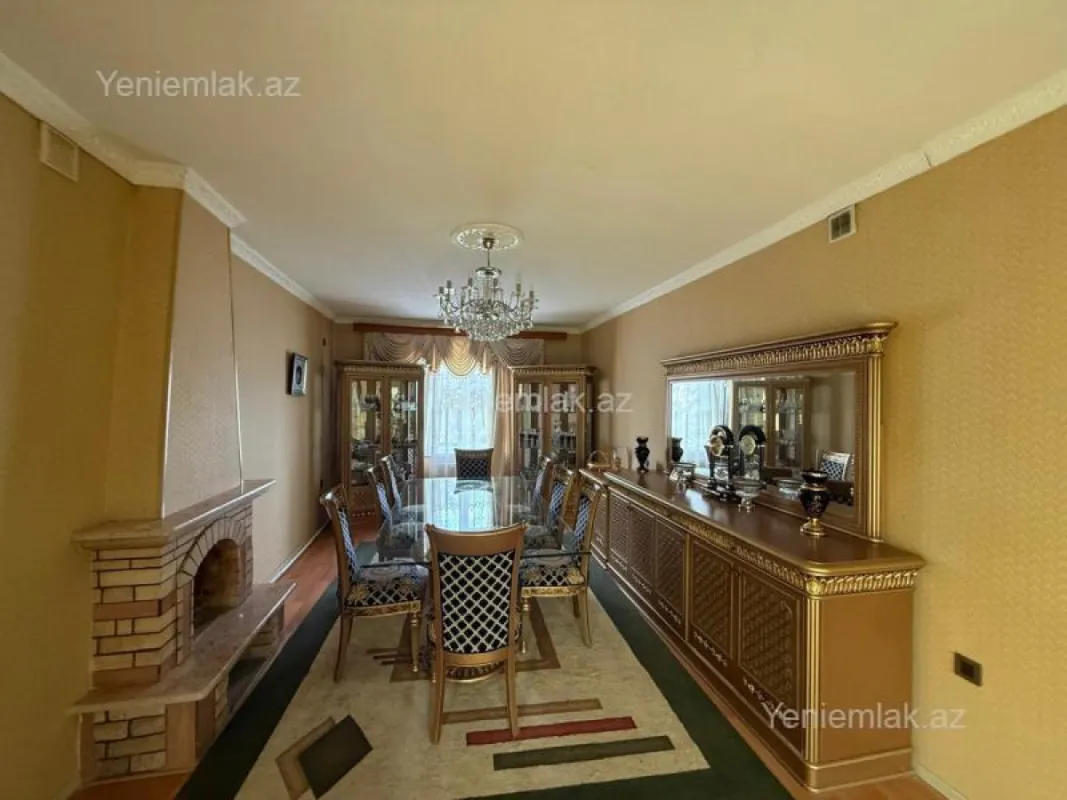 Satılır 6 otaqlı həyət evi 360 m²