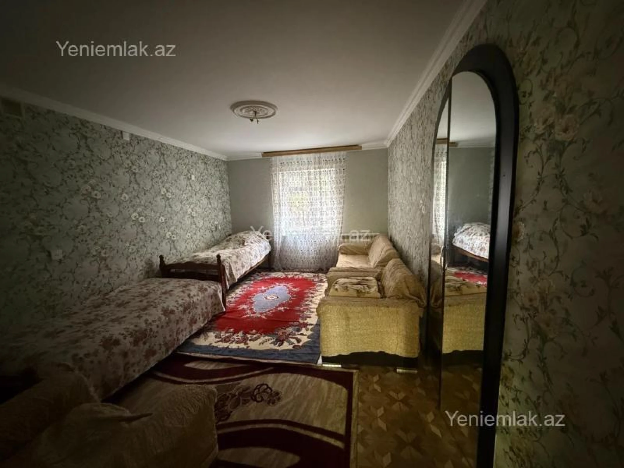 Satılır 6 otaqlı həyət evi 360 m²