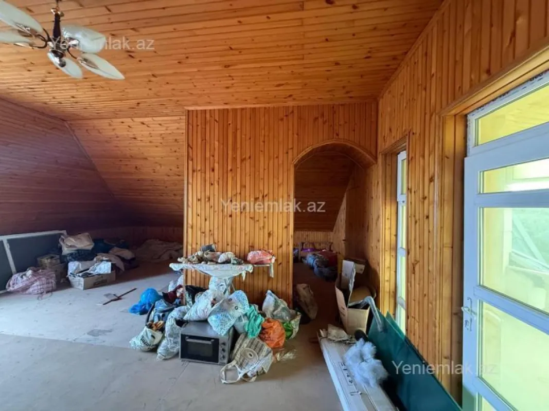 Satılır 6 otaqlı həyət evi 360 m²