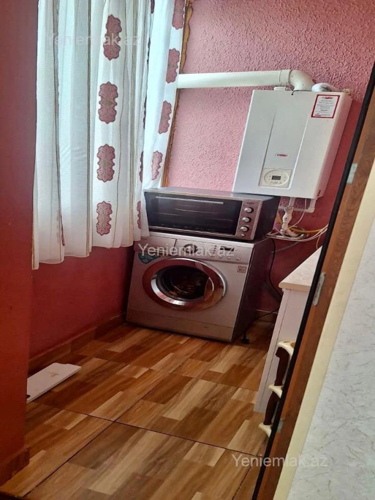 Satılır 2 otaqlı yeni tikili 64 m²