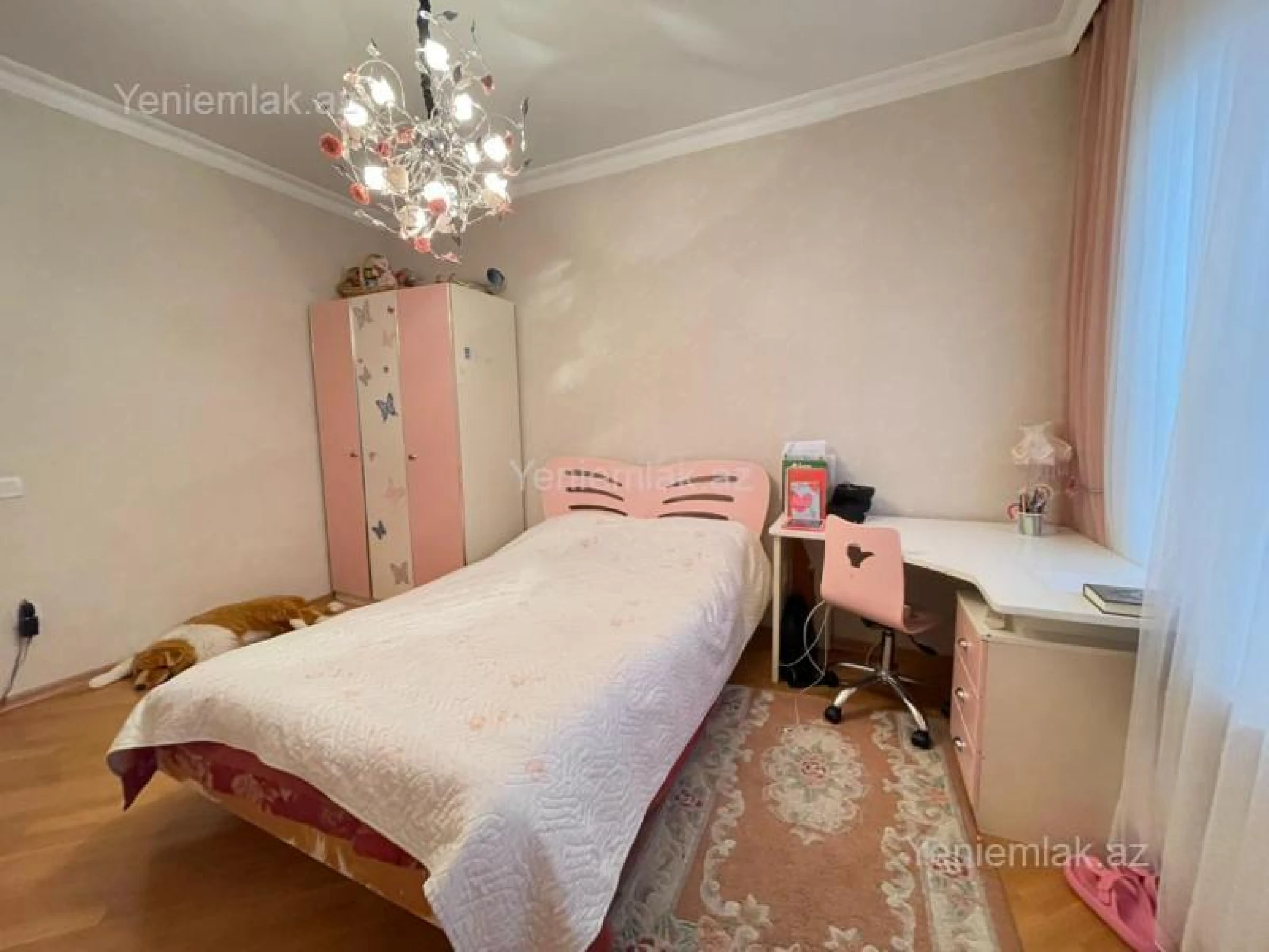 Satılır 3 otaqlı köhnə tikili 90 m²