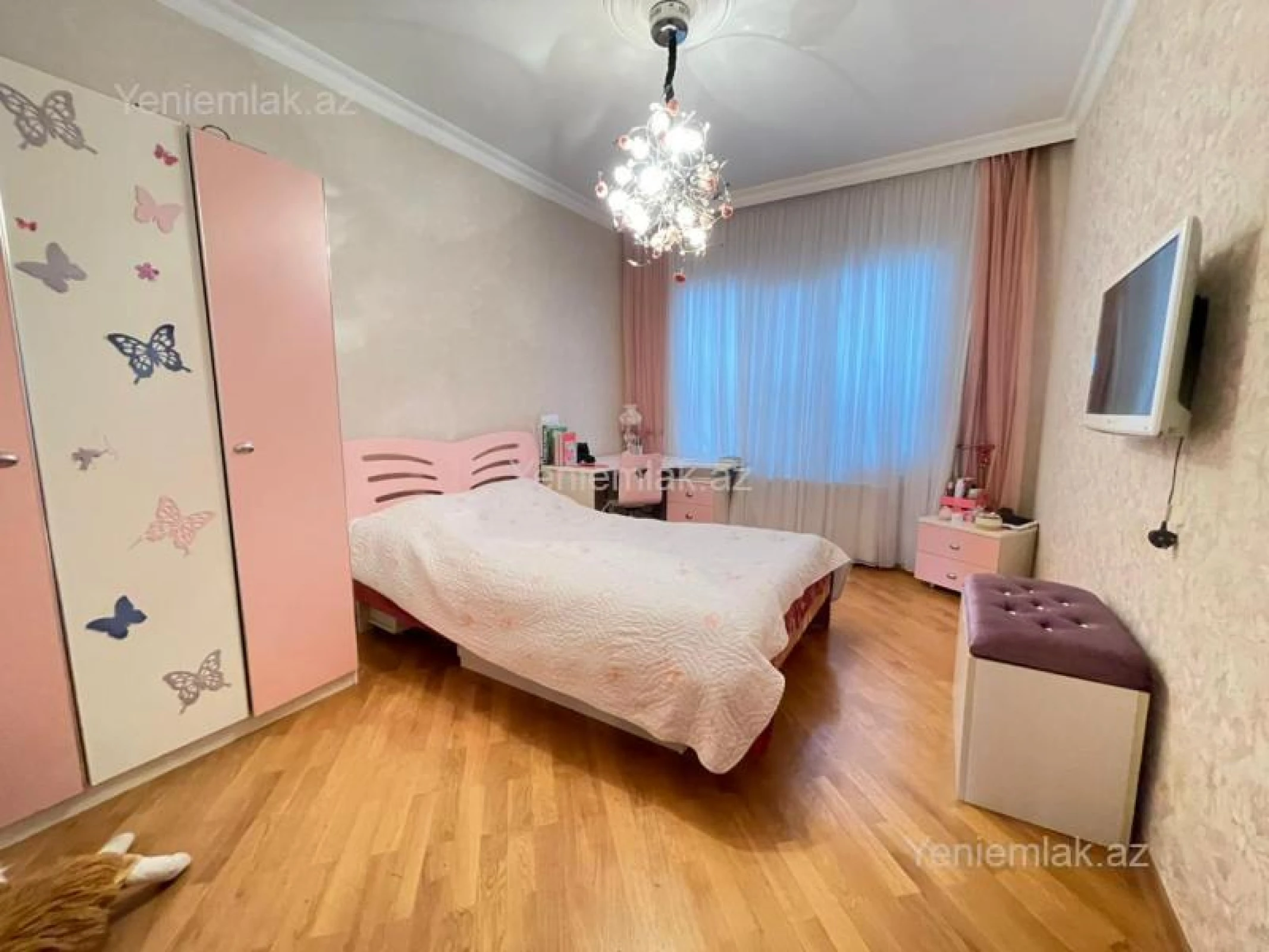 Satılır 3 otaqlı köhnə tikili 90 m²