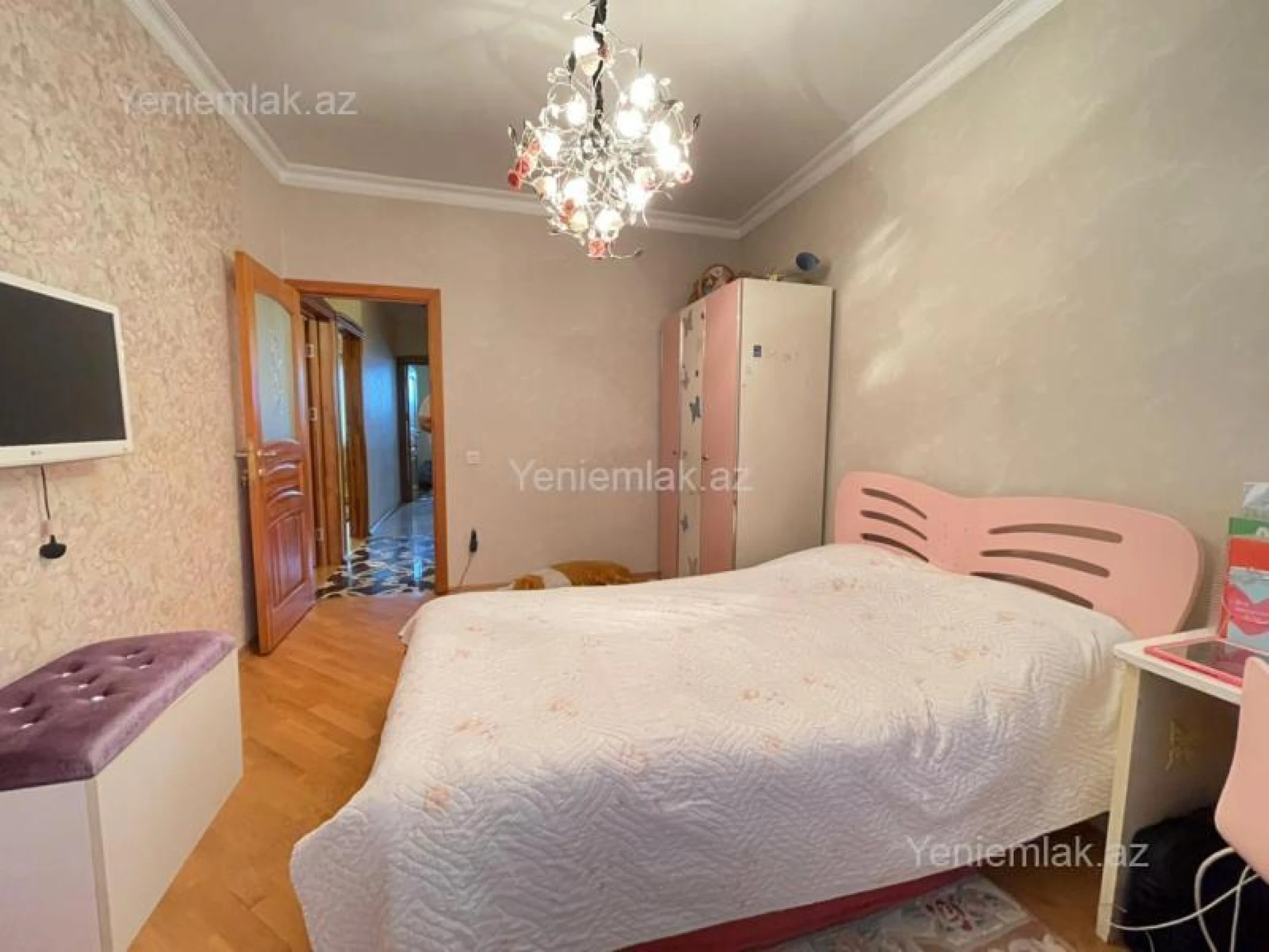 Satılır 3 otaqlı köhnə tikili 90 m²