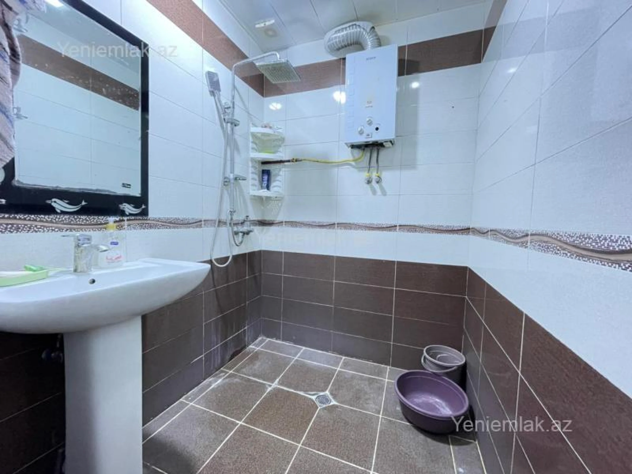 Satılır 3 otaqlı köhnə tikili 42 m²