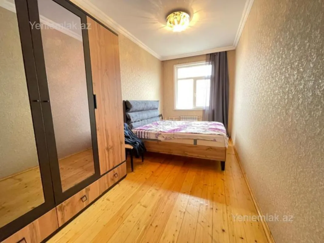 Satılır 3 otaqlı köhnə tikili 42 m²