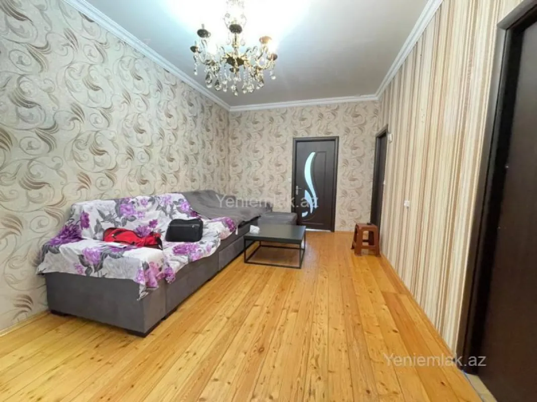 Satılır 3 otaqlı köhnə tikili 42 m²