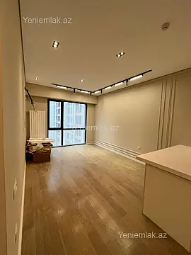 Satılır 3 otaqlı yeni tikili 70 m²