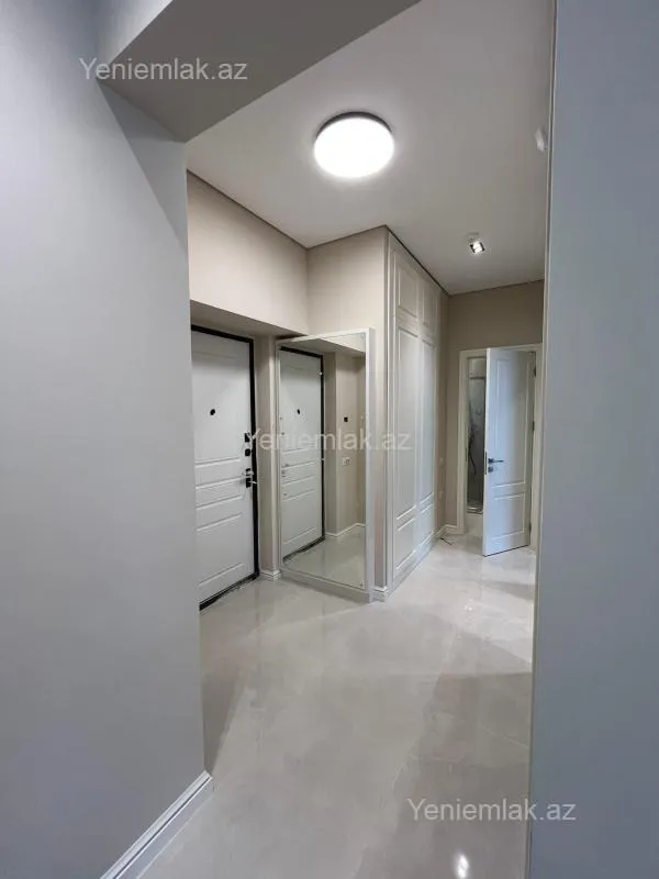 Satılır 3 otaqlı yeni tikili 70 m²