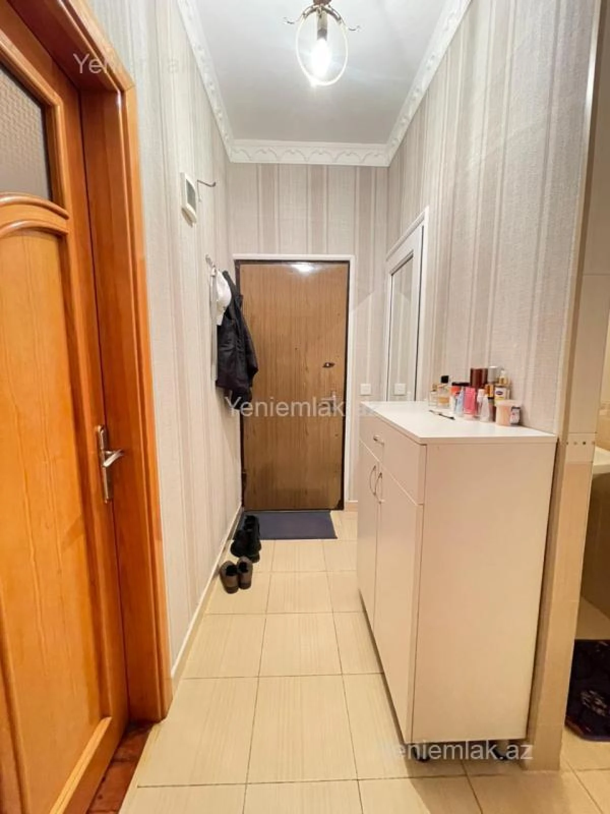 Satılır 4 otaqlı köhnə tikili 70 m²