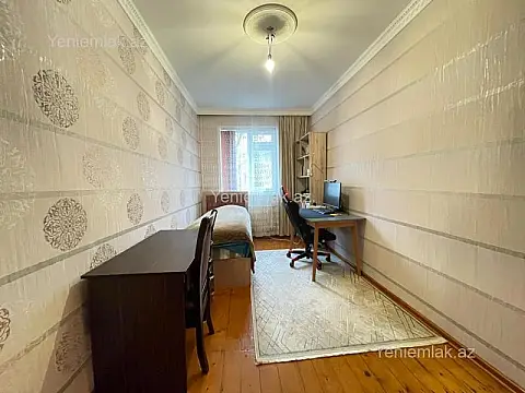 Satılır 4 otaqlı köhnə tikili 70 m²