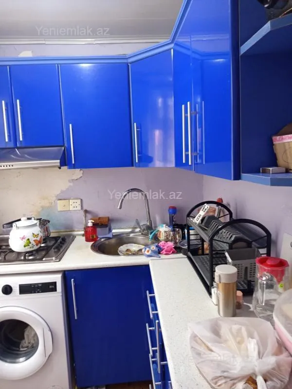 Satılır 2 otaqlı köhnə tikili 50 m²