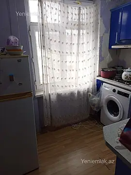 Satılır 2 otaqlı köhnə tikili 50 m²