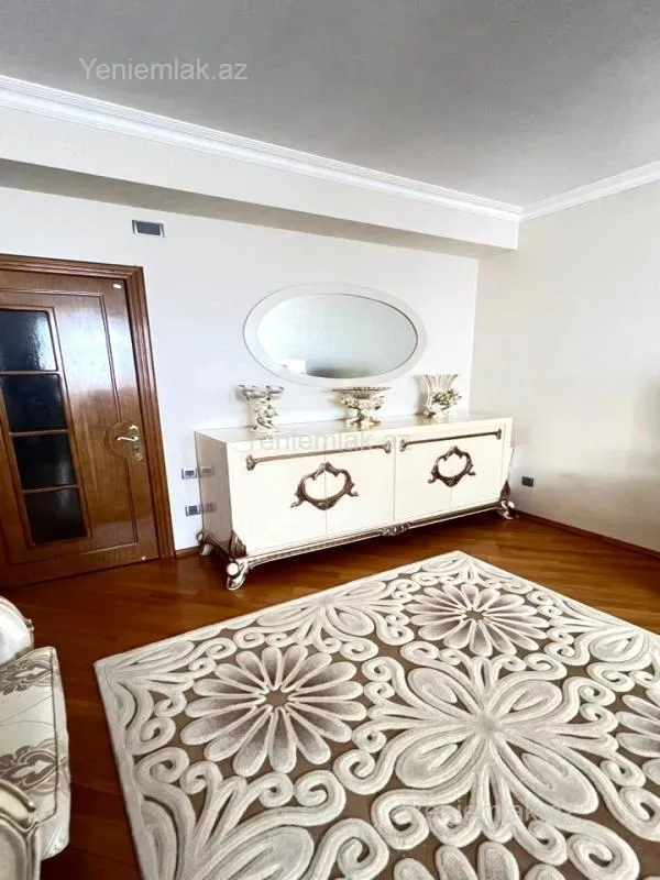 Satılır 2 otaqlı yeni tikili 110 m²