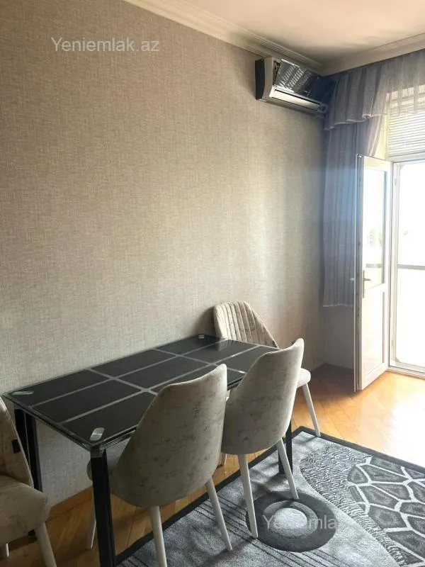 Satılır 2 otaqlı yeni tikili 110 m²